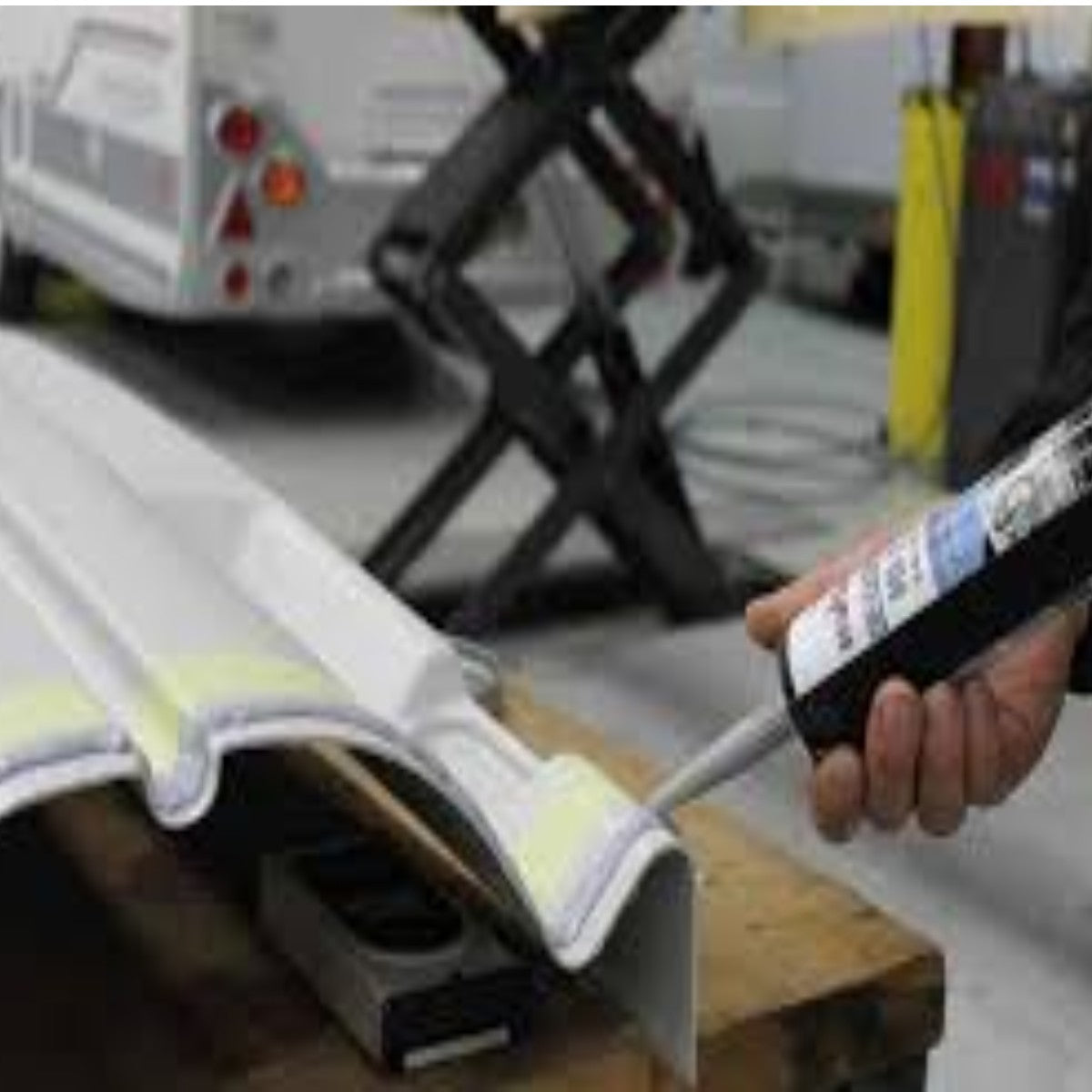 Dekalin Dekaseal MS 2 Polymer adhesive sealant 290 ml WHITE