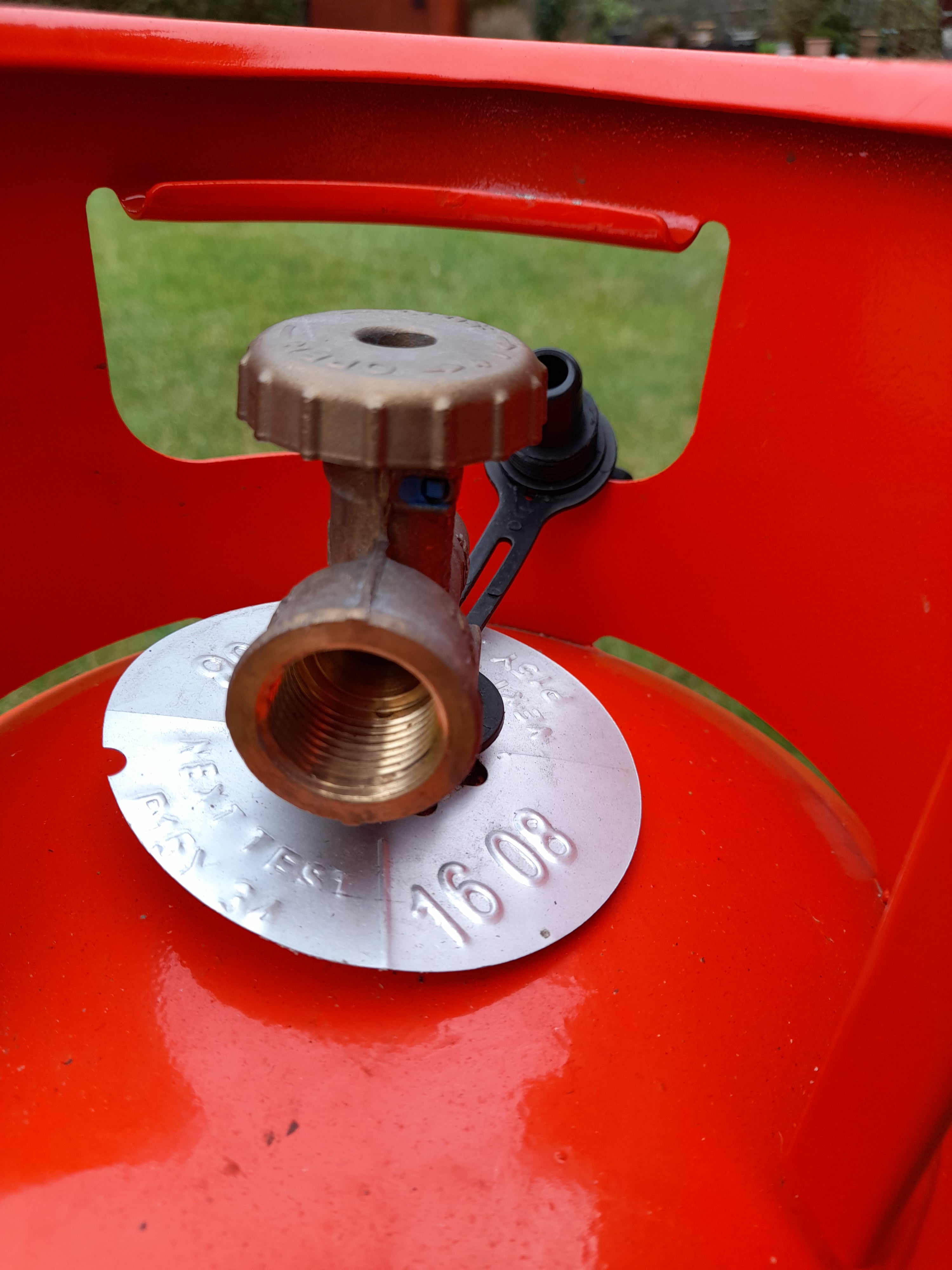 LPG GPL EURONOZZLE SPAIN PORTUGAL Adapter To UK POL Propane Gas Bottle Refill Adaptor Filler