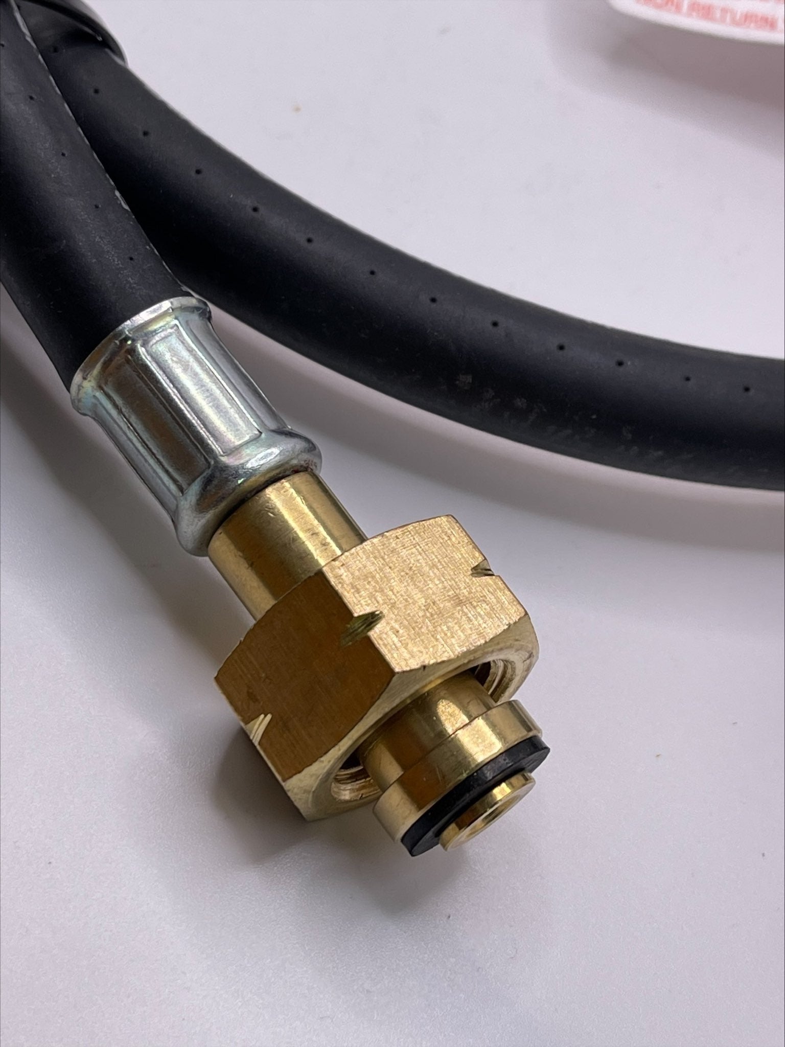 1 meter 40"Pigtail to connect butane, propane 21.8mm gas bottle to motorhome, caravan pressure regulator 21.8 LH x W20RH( 20mm)