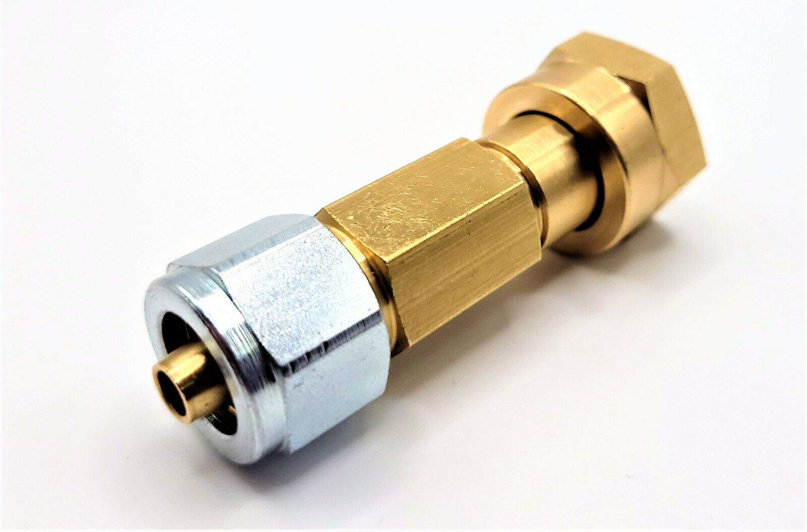 Pigtail to connect propane, butane gas bottle to motorhome, caravan pressure regulator 21.8 LH x W20RH (20mm)